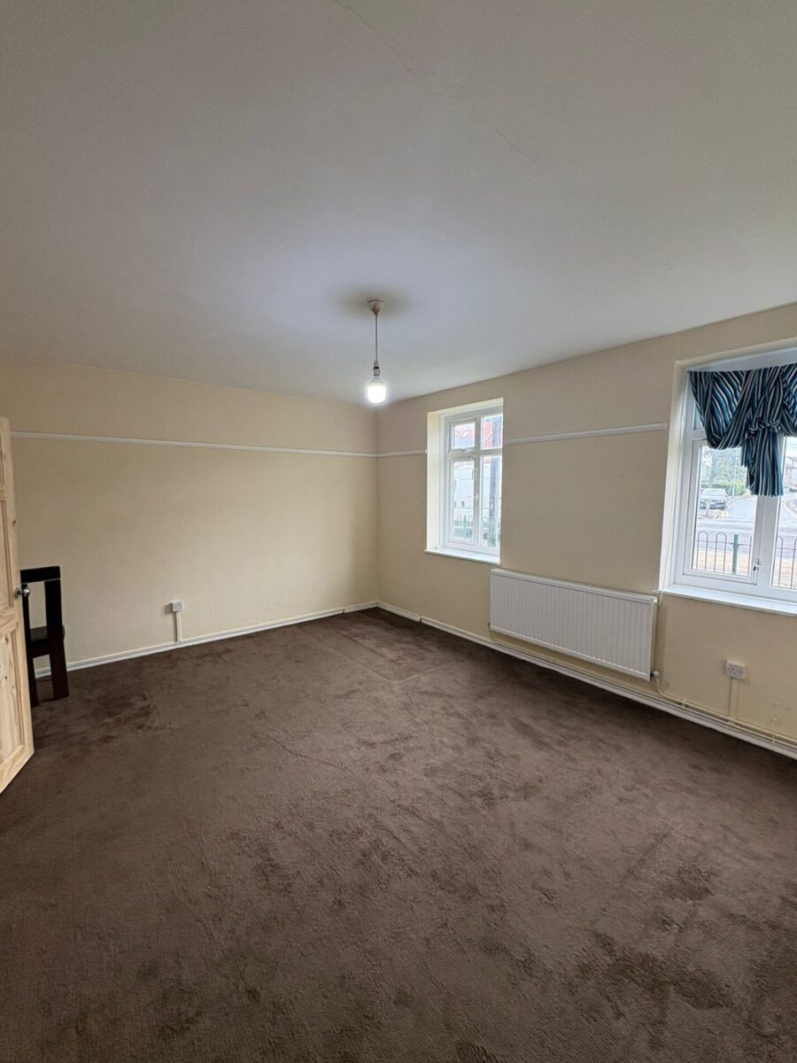 1 Bedroom  Flat Available for Rent , RM8