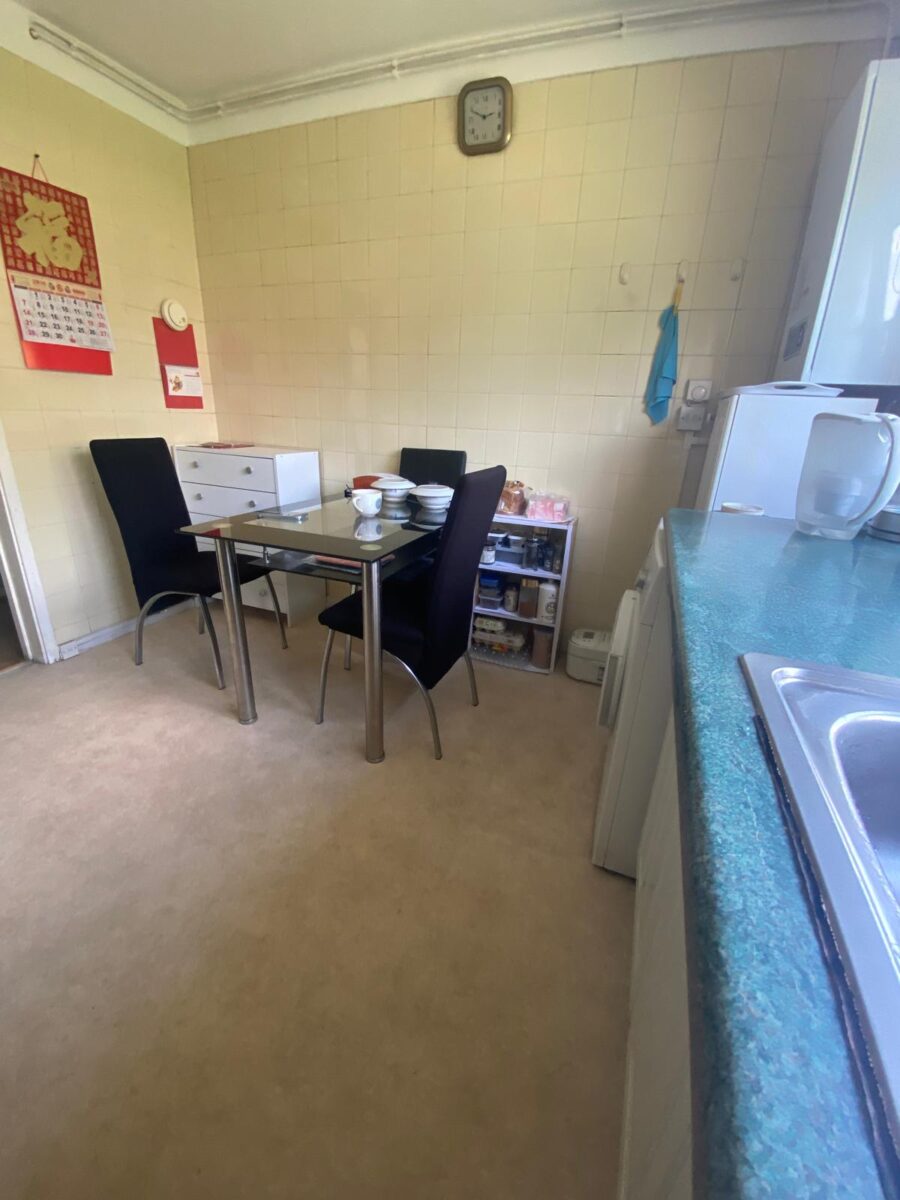 First Floor 2 Bed Flat for Sale, IG11