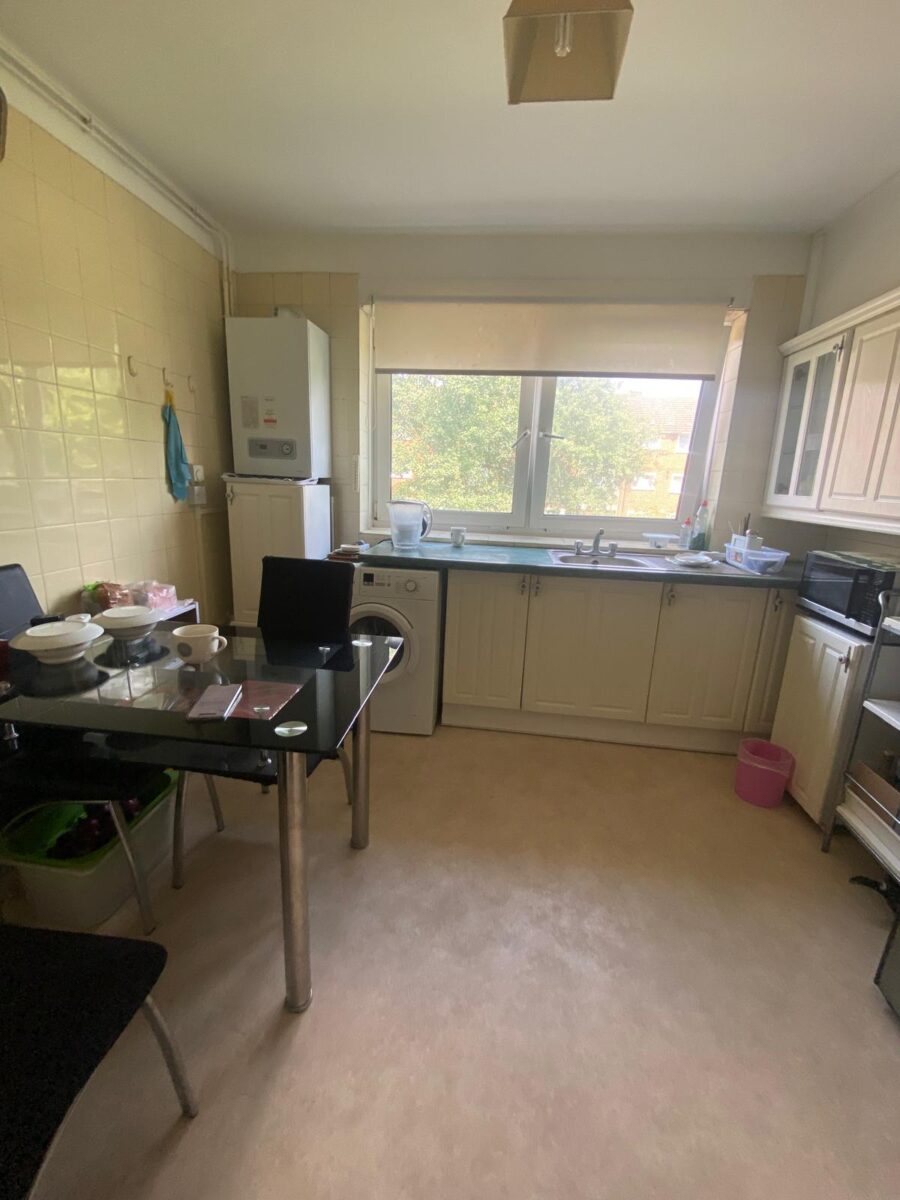 First Floor 2 Bed Flat for Sale, IG11