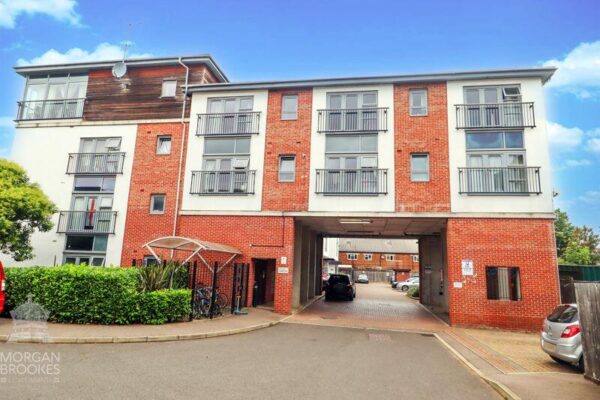 2-Bedroom Flat to Let –RM1