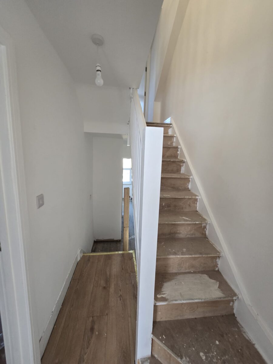 Newly Refurbished 6-Bedroom Family Home to Rent –  E7
