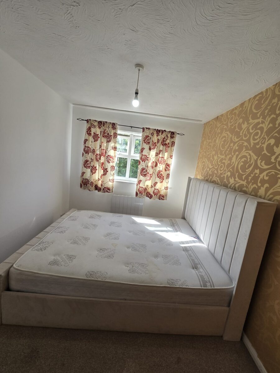 1 Bed Flat To Let - IG11