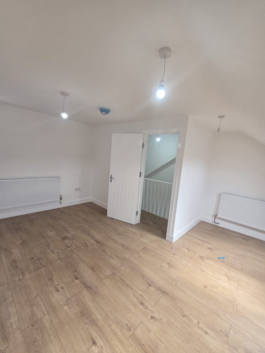 45 Grosvenor rd E7 8HZ