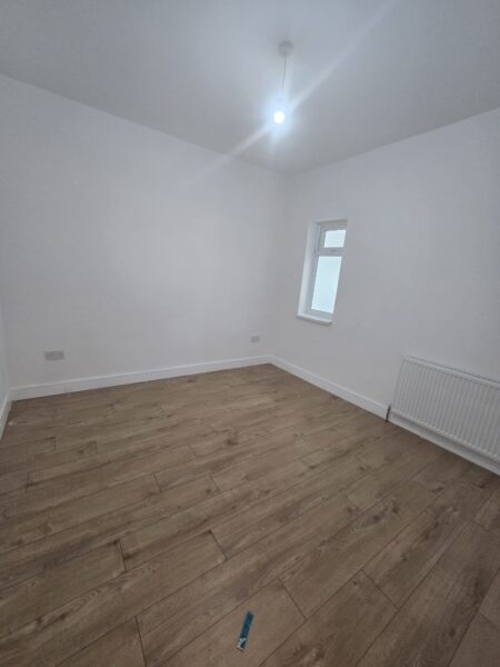 45 Grosvenor rd E7 8HZ
