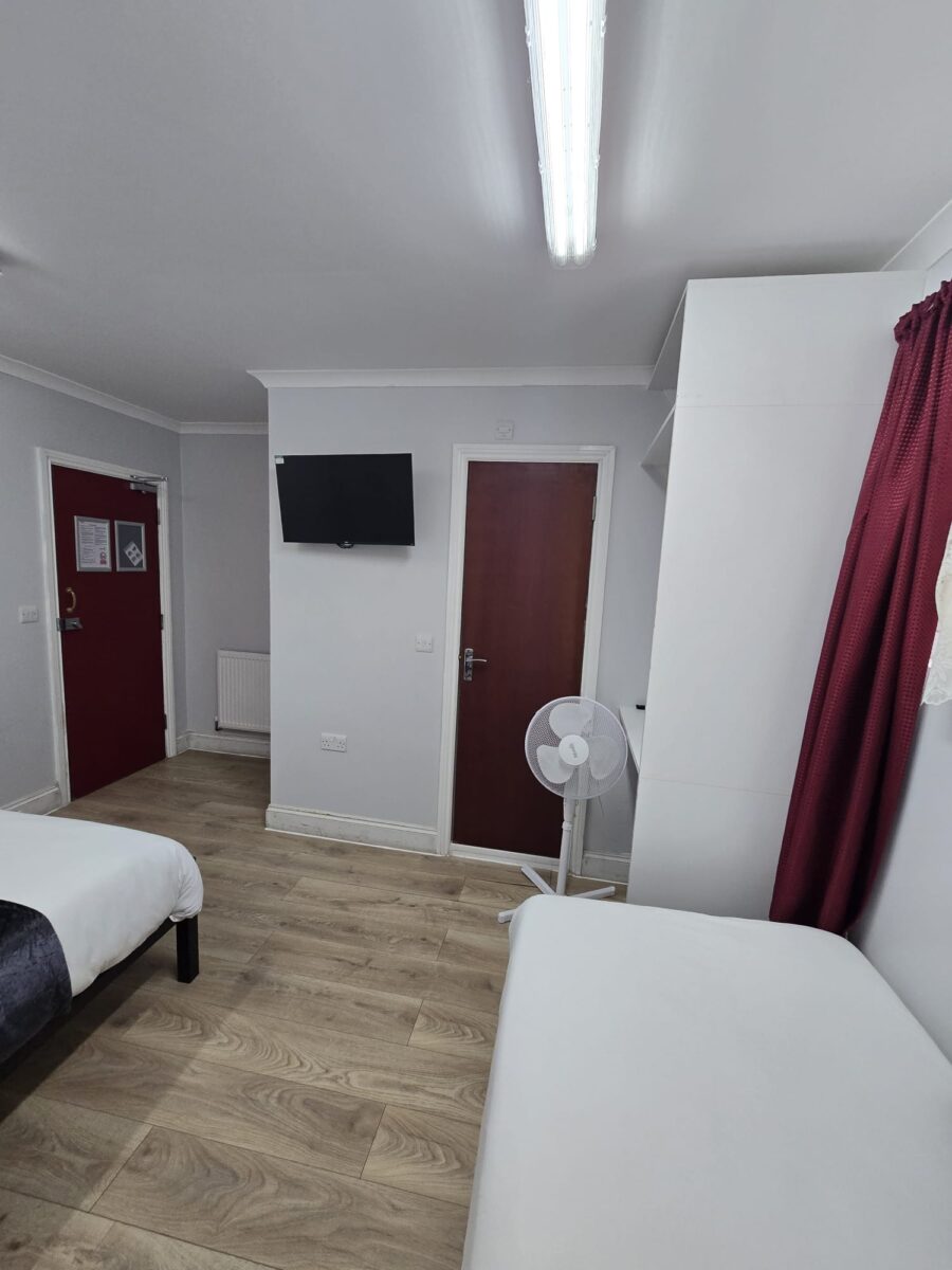 Selections of Ensuit Room with Bills From £800-£1300