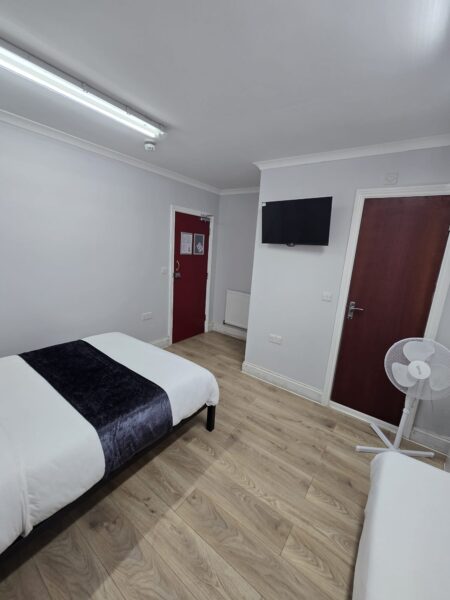 Selections of Ensuit Room with Bills From £800-£1300