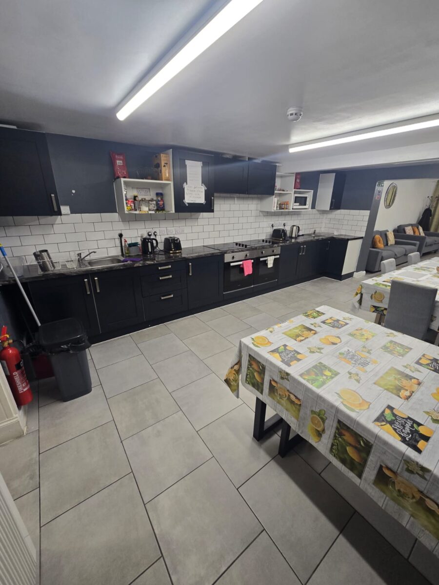 King-Size En-Suite Room with Bills £1250