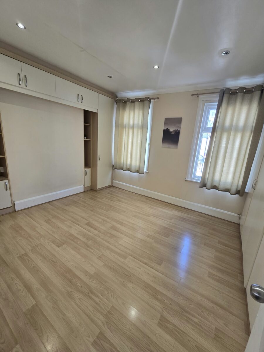 Refurbished 3-Bedroom House For Rent, IG1