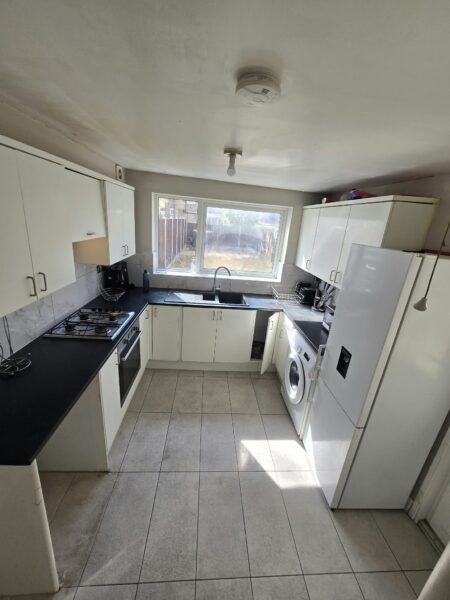 Refurbished 3-Bedroom House For Rent, IG1