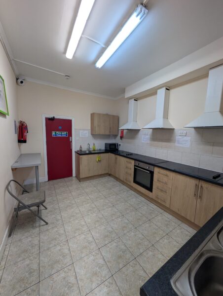 2 En-Suite Rooms with Bathrooms For Rent, IG11 £1000 Each with Bills