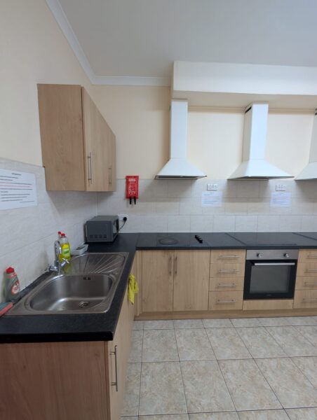 2 En-Suite Rooms with Bathrooms For Rent, IG11 £1000 Each with Bills