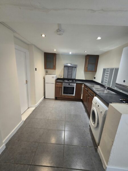 Spacious Four-Bedroom House For Rent - IG1