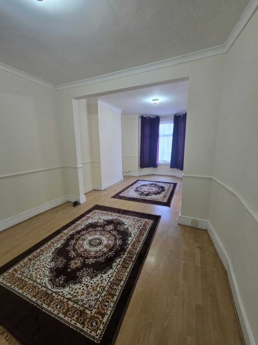 Spacious Four-Bedroom House For Rent - IG1
