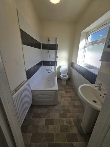 Spacious Four-Bedroom House For Rent - IG1