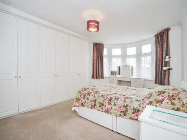 Selections Of Rooms In shared House from £600 in IG11 9XB