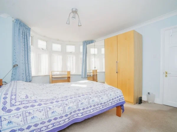 Selections Of Rooms In shared House from £600 in IG11 9XB